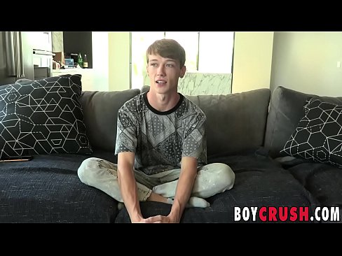 Lovely American twink tugging his big dick