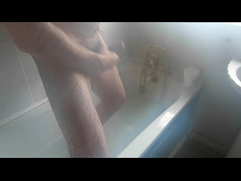 Listen To My Hot Steamy Quick Wank In The Bath