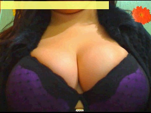 gabriela BIg Tits in Webcam