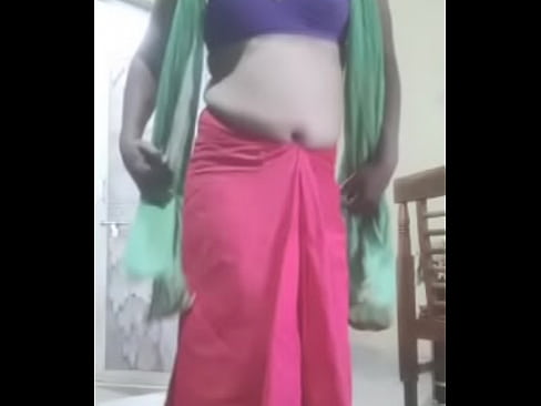 Epic navel show