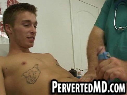 A sexy patient hunk is jerked off by the bear doctor