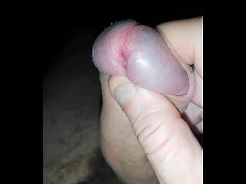 Masturbation, outdoor solo