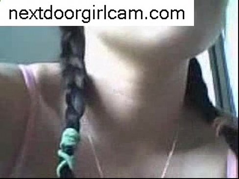 Brunette tape facing cam removes on webcam entertaining through dildo