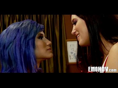 Emo Lesbos 135