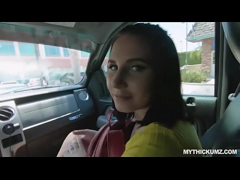 Curvy Stella blows cock on the front seat while on the road