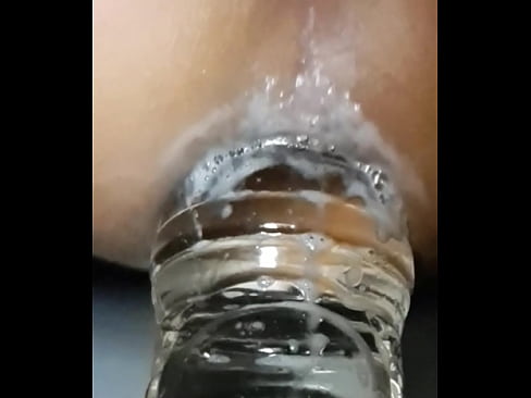 Asian twink  water bottle insertion (zoom)