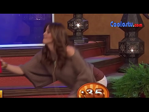 Mexicana Andrea Legarreta mega culote empinada - 720P HD