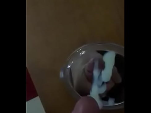 Great slowmotion cumshot mirror view lots of cum