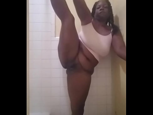 Illinois pole dancer