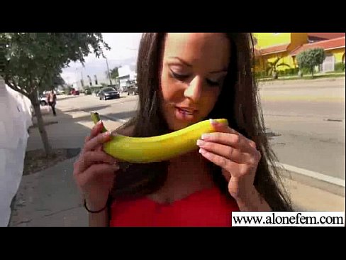 Alone Girl (rahyndee) Start Using Things As Sex Toys clip-28