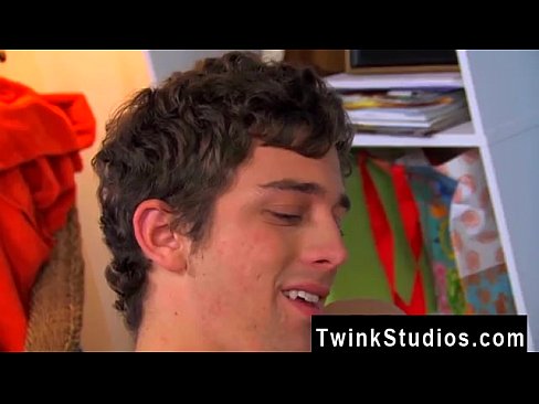 Twink sex Levon and Krys are in a house together. One is pumping