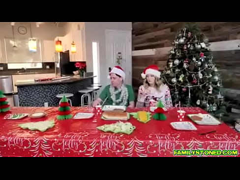 Christmas Family Orgy0.mp4