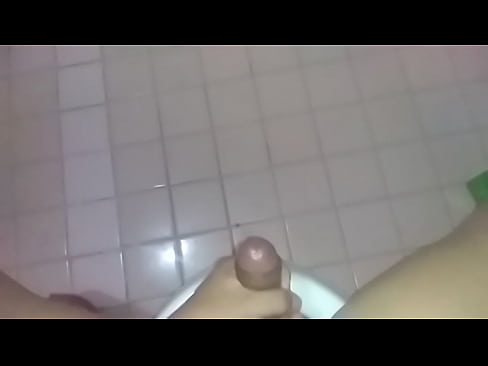 Cum in slow motion