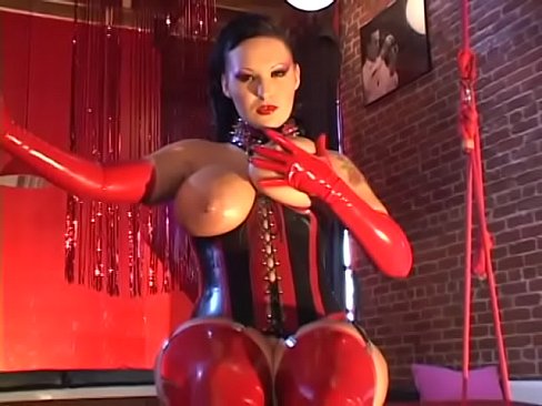 Brunette Anna Rosa is all in latex and on a swing ebetsya with bald macho