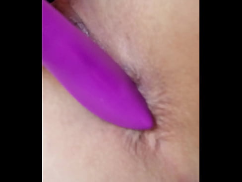 Anal and pussy vibrator fun on er own