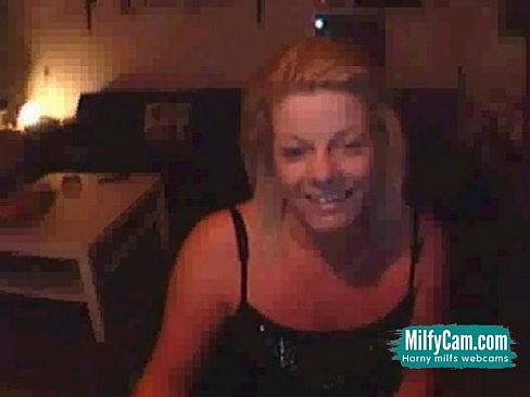 Webcam MILF Free Amateur Porn Video