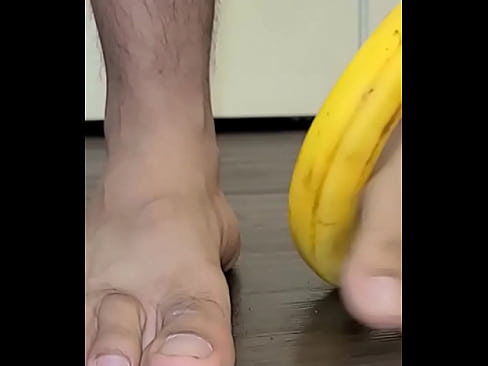 My soles and toes Caresse a banana