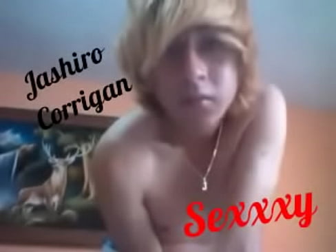 Especial musical gay en vivo Rihanna emo