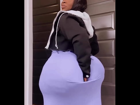 Big chubby women booties twerking and shaking ass