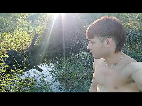 Latino cachondo en x videos en el bosque escenas a primeras antes de video completo Ayun xxx