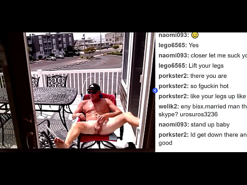 Naked on the balcony on Cam4