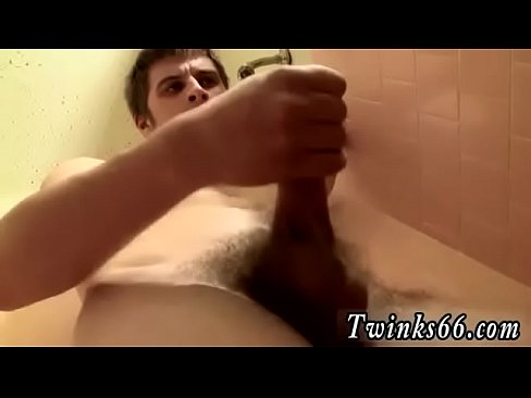 Desperate men pissing jeans gay first time Self Soaking With Straight