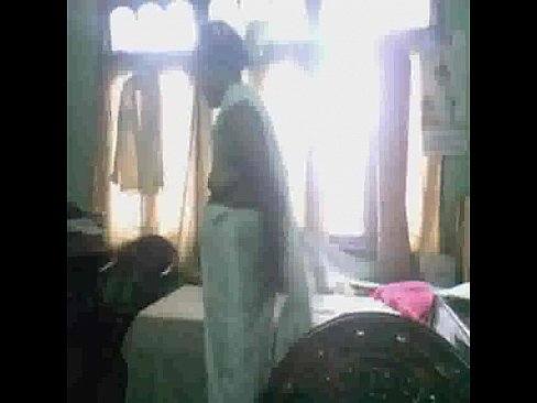 Matured Pornstar Neelima Bhabhi Ko Nangi Karke Khub Chooda   Please... "SHARE"