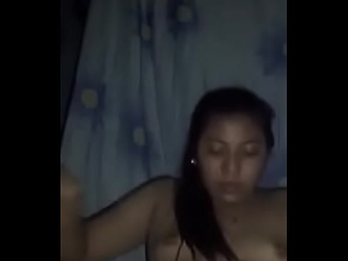 Sobrina se calienta por ver mi gran pene