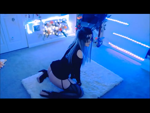 Emo Slo-Mo Twerking w/ a. Ears AlexaKittentv