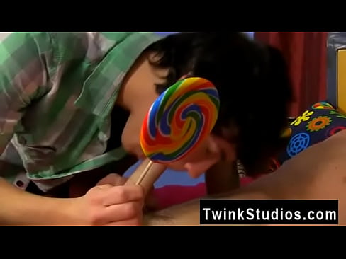 Hot gay Josh Bensan is stunned by Preston Andrews' huge... lollipop!