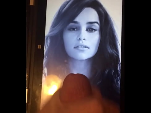 Emilia Clarke cum tribute