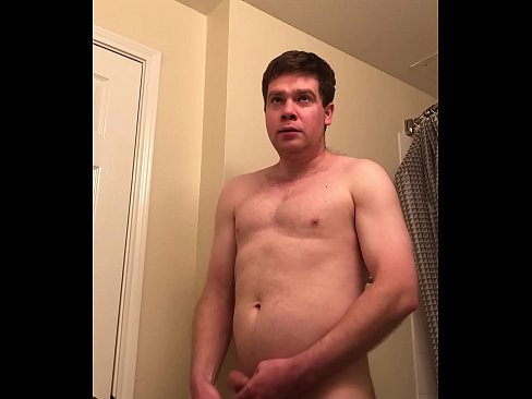 dude 2020 jerks his dick part 5 (face visible when he cums)