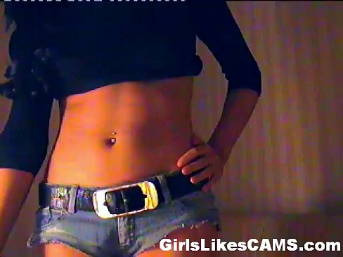 Good girl Anna with tight body shows up herself at GirlsLikesCAMS.com