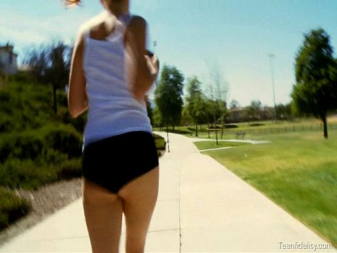 Teen Jogger With A Perfect Ass Gets Fucked