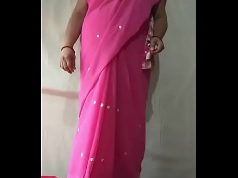 Old mature lady saree naked