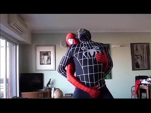 What I always wanted see Spiderman do!
