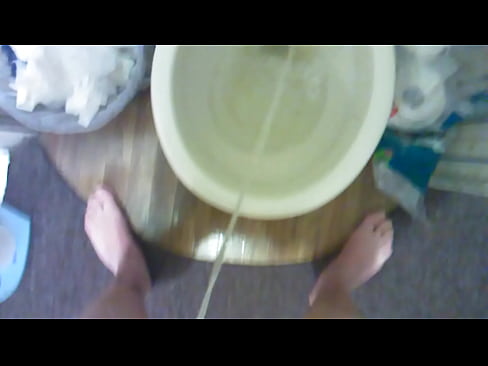 My very first pissing video ever!