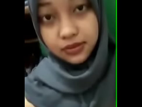 Jilbab toket besar menggoda