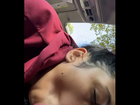 She swallowing my dick while parked in car