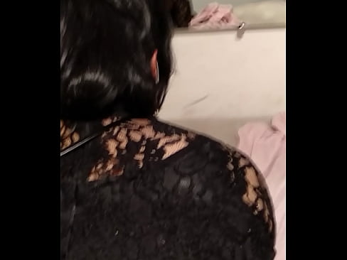 Chica Ruth Noriega Ladyboy/Shemale prostituta Mexicana es cogida en casa de amiga por la colonia Doctores. Su macho la consola y le pregunta si le gusta