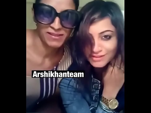 Arshi Khan Having Clothed Sex With Her Friend!!   Shocking Video