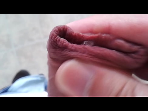 Gooey soft cockhead! Anyone wanna lick it clean?