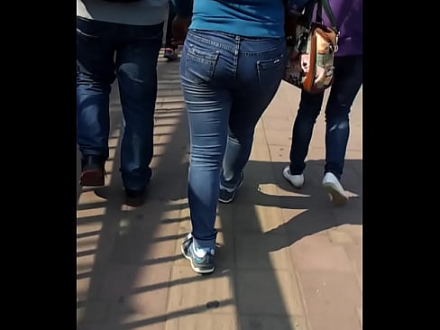 Chinese hot ass on the street