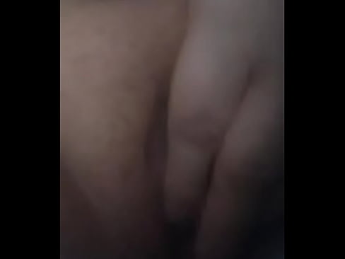 Chubby Kristen rubs her pussy