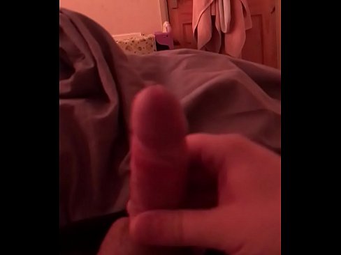 Cuming in bed