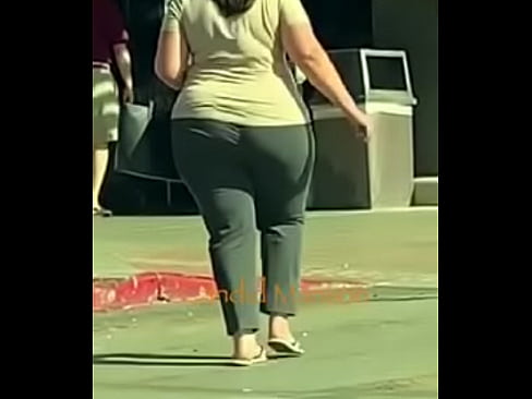 Mature Latina with a nice ass