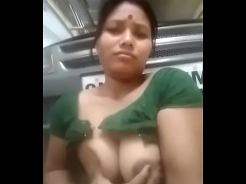 indian maid making sexy video