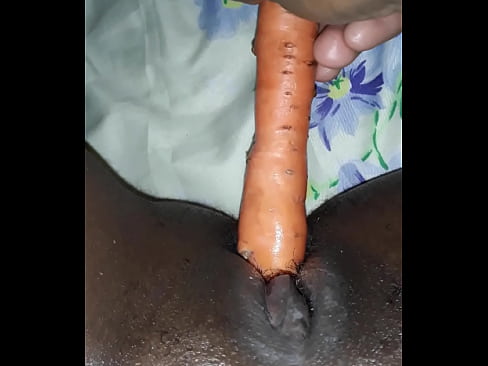 Didn't have a Dildo and was so horny so I used a Washed Carrot
