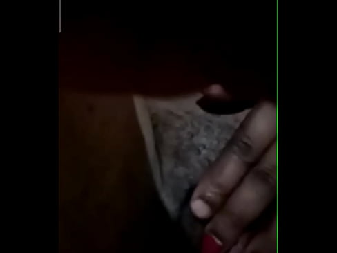 Calling my girlfriend a video call while playing with her pussy