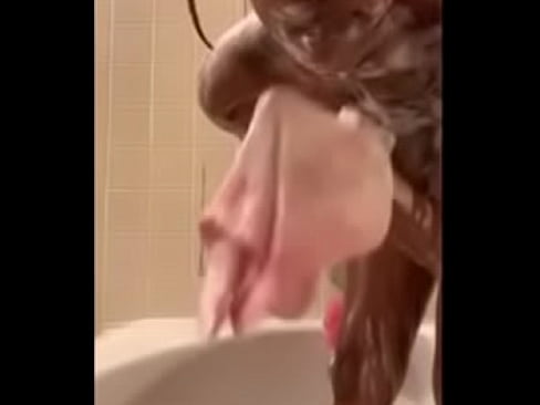 Showering naked twerking